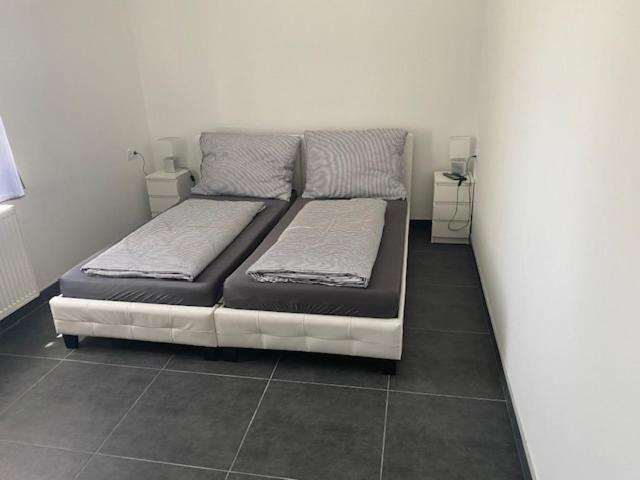 Dora Vendeghaz Apartment Летение Екстериор снимка